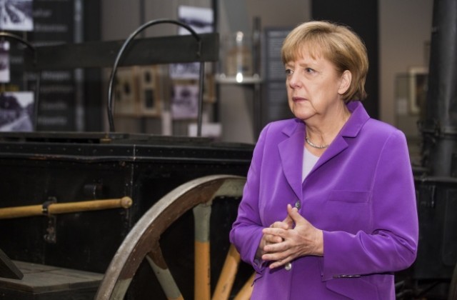 Световните войни затвърдили позицията на Меркел за Крим