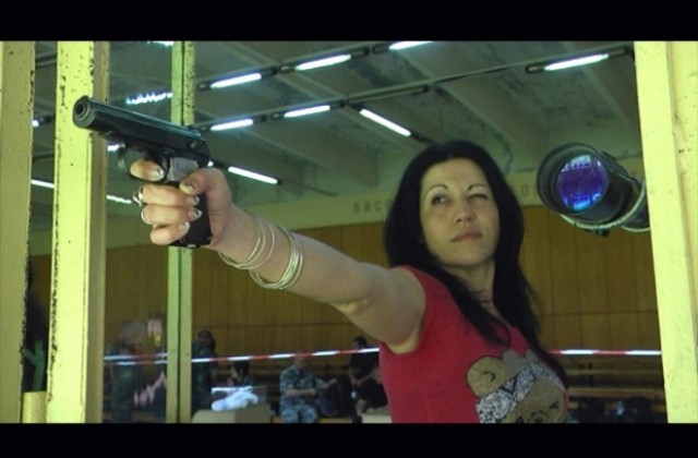 Най-добрите стрелци с пистолет Макаров мерят сили в НВУ В. Левски