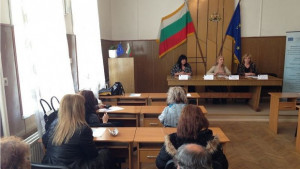 Мотивират деца и родители от малцинствата за присъствие в образователния