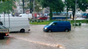 Повишение на нивата на реките в цялата страна