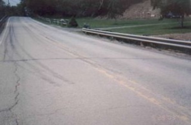 Пропадна част от пътя за Златните