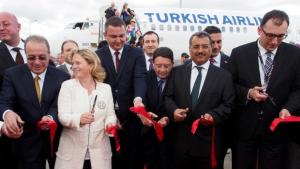 Портних Авиолинията ВарнаИстанбул е голяма подкрепа за икономиката на региона