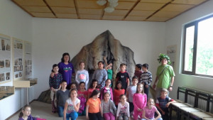 Горски цар посрещна малки туристи на Ксилифор