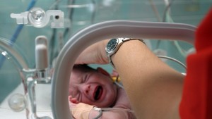 Благотворителен базар в помощ на недоносените деца