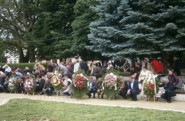 Кюстендилци сведоха глава пред Ботев и загиналите за свободата на България