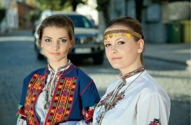 Стартира фестивала Културна мозайка Неврокопски панаир в Гоце Делчев