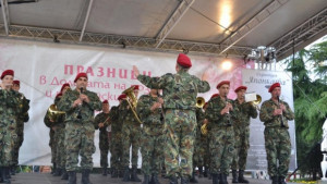 Казанлък е домакин на Фестивал на военните духови оркестри в