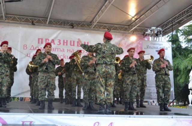 Казанлък е домакин на Фестивал на военните духови оркестри в Сухопътните войски