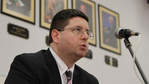 Чобанов Говоренето за фалит може да има ефект на спирачка