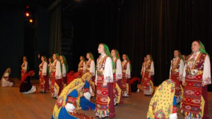Диригентът Миразчийски стана на 80