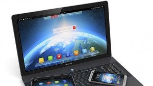 Обясниха защо лаптопите и таблетите ни карат да трупаме тегло