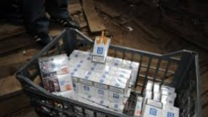 Иззеха контрабандни цигари от търговски обект