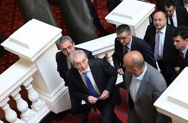 ДПС иска предсрочни избори до края на годината