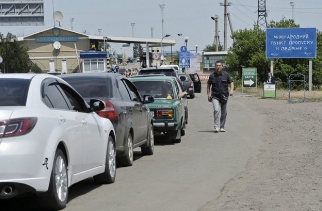 Украйна губи гранични пунктове след сблъсъци със сепаратисти