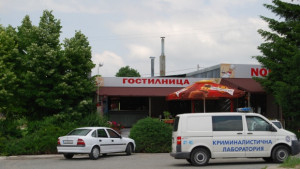 Двама простреляни след скандал в Мътница