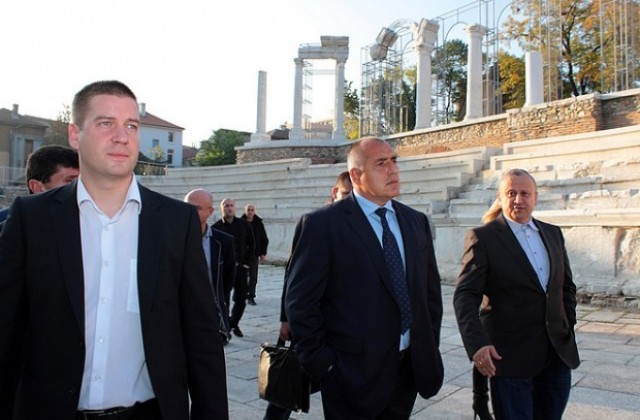 Кметовете на ГЕРБ с декларация, заплашиха със спиране изпълнението на проекти