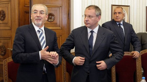 Какво пише в имуществените декларации за 2013а на партийни лидери