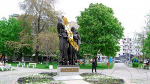 Майките в Пазарджик на мълчаливо шествие
