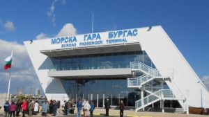 5 000 за достъп до Морска гара