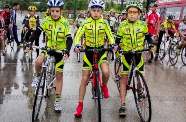 Младите колоездачи на Янтра наредиха клуба на седмо място в страната