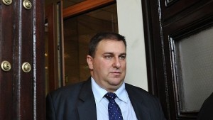 Емил Радев Референдум ще покаже дали да се въведе задължителен