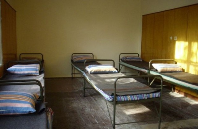 Обзавеждат приют за бездомници като 5-звезден хотел