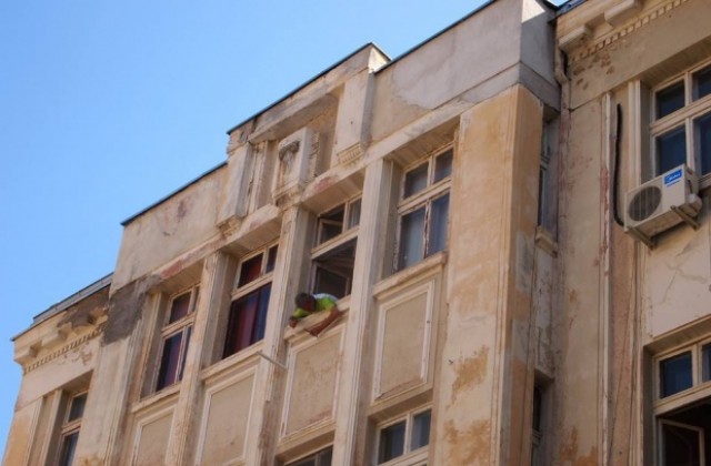 Възстановяват бившия хотел „Берлин“ по стари снимки