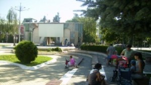 Община Кюстендил слага на Арката видеостена за световното по футбол