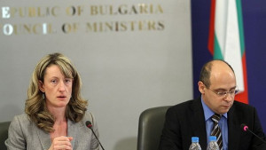 Социалната пенсия да се вдигне с 3 лева реши тристранката