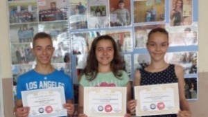 Наши ученици класирани за световно състезание по математика участието им