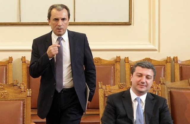 Депутатите ще изслушат Орешарски и Стойнев за Южен поток