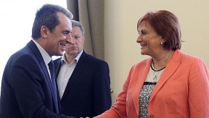 Депутати ще изслушат министър Михайлова за състоянието на ОП Околна