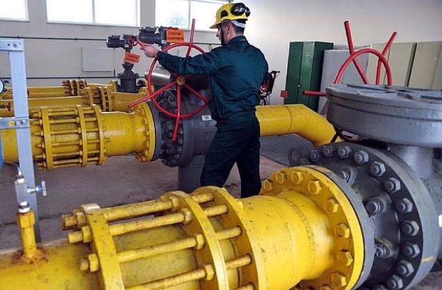Украйна може да плати за руския газ до часове