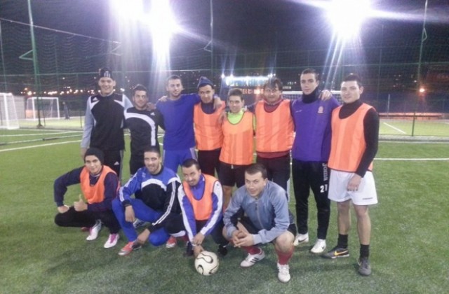 16 отбора разпределят 900 лева награден фонд на футболен турнир във В. Търново