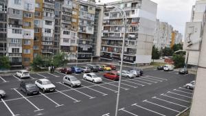 Нови 100 места за паркиране