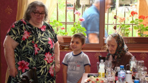 Баба Ценка от Лехчево стана на 100 г