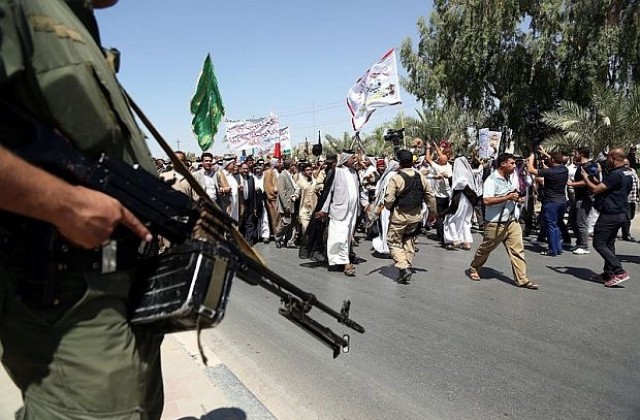 Сунитски джихадисти превзеха северния иракски град Тал Афар