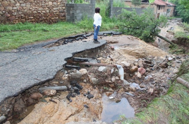 Настояват за обезщетяване на засегнатите от наводненията в село Турия