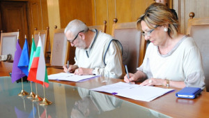 В Търново и ПеруджаАсизи ще си сътрудничат в надпреварата за