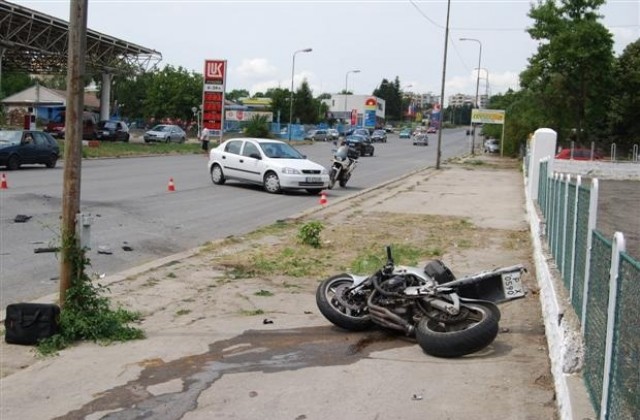 Моторист с опасност за живота