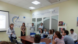 Единайсетокласничка спечели конкурс с проект за обучение на безработни майки