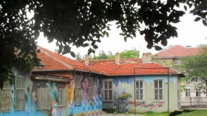 Найцветното варненско училище СНИМКИ