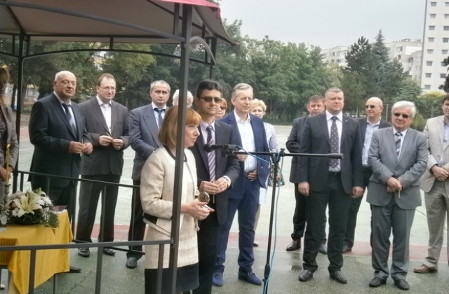 Стартира изграждането на корпуса на новия факултет по фармация в МУ-Плевен