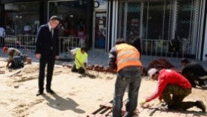 Експерти ще проверят мострата в центъра