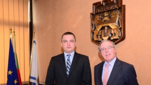 Привличаме ирландски туристи с голф игрища и море