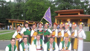 Търновска царица се завърна с приз от фолклорен фестивал в