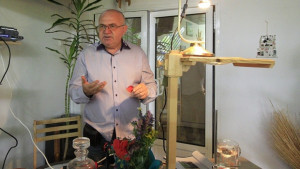 Еньова амброзия и кувет маджун приготвят на Самоводската чаршия за