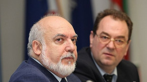 КТБ е стабилна и функционира нормално