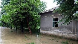 Река Янтра заля части от В Търново Проходът на Републиката