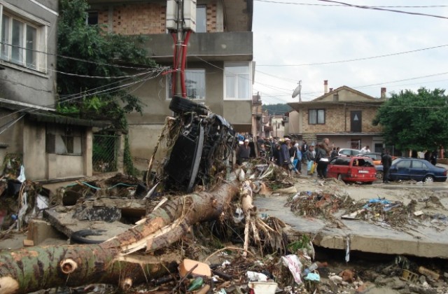 Кризисният щаб във Варна: Загиналите са 10, самоличността им е установена